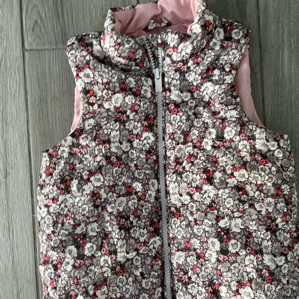 gap bubble vest